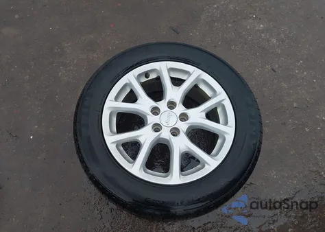 2018 Jeep Cherokee Latitude Fwd z USA, uszkodzony, nr VIN 1C4PJLCB3JD566545